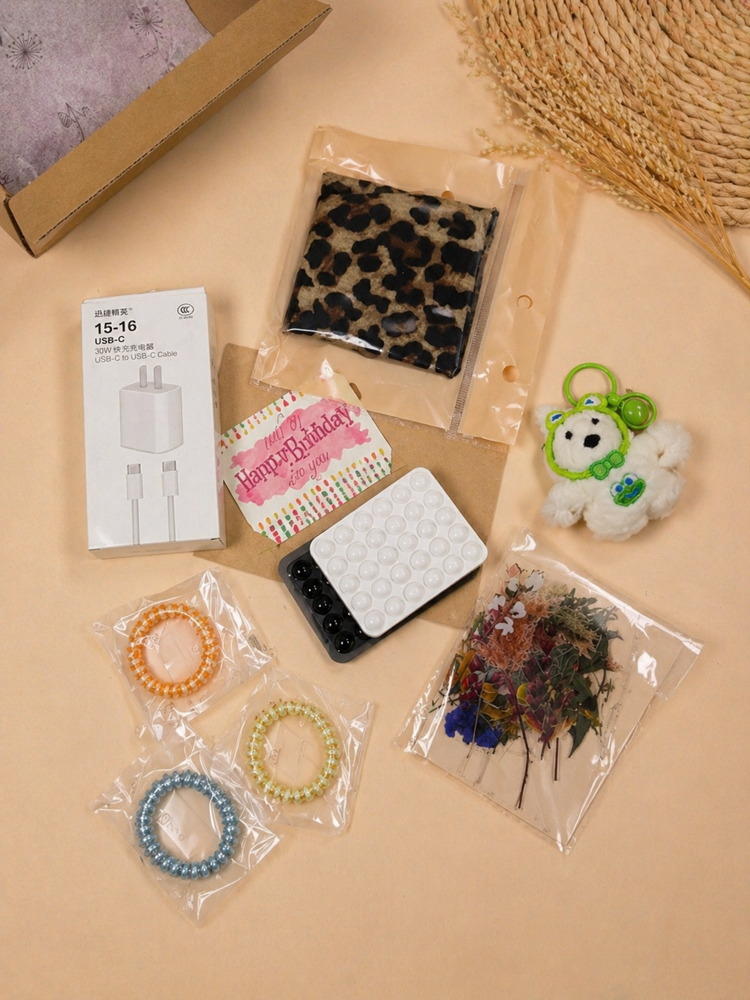 Aesthetic Gift Box – Cute Accessories Set – Birthday Gift for Her 🎁💗