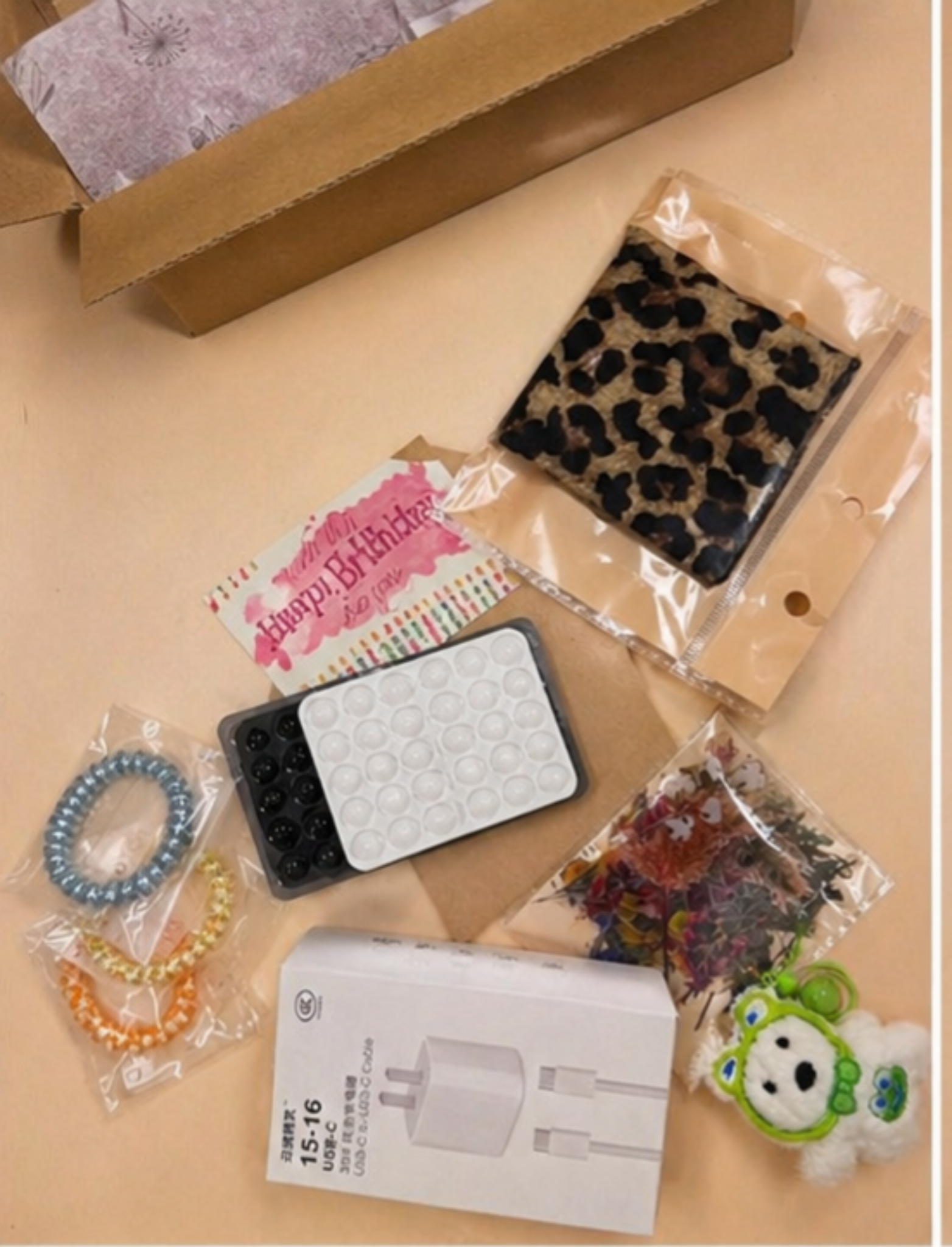 Aesthetic Gift Box – Cute Accessories Set – Birthday Gift for Her 🎁💗